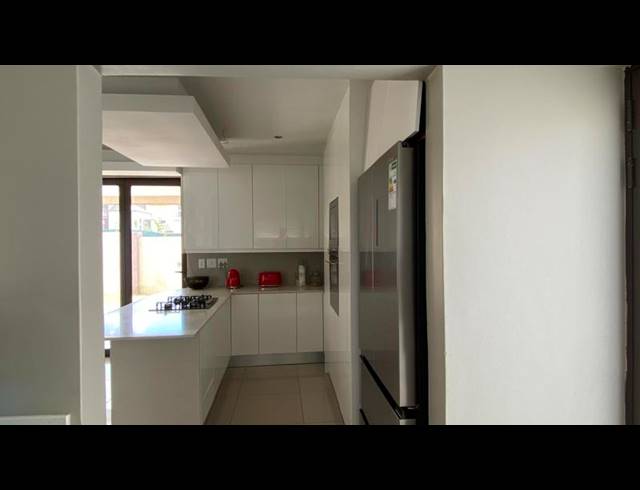 3 BEDROOM HOUSE FOR SALE IN BLUE VALLEY GOLF ESTATE